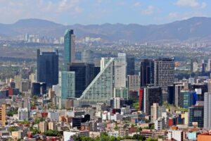 Rascacielos del corredor financiero de Paseo de la Reforma en Ciudad de Mexico