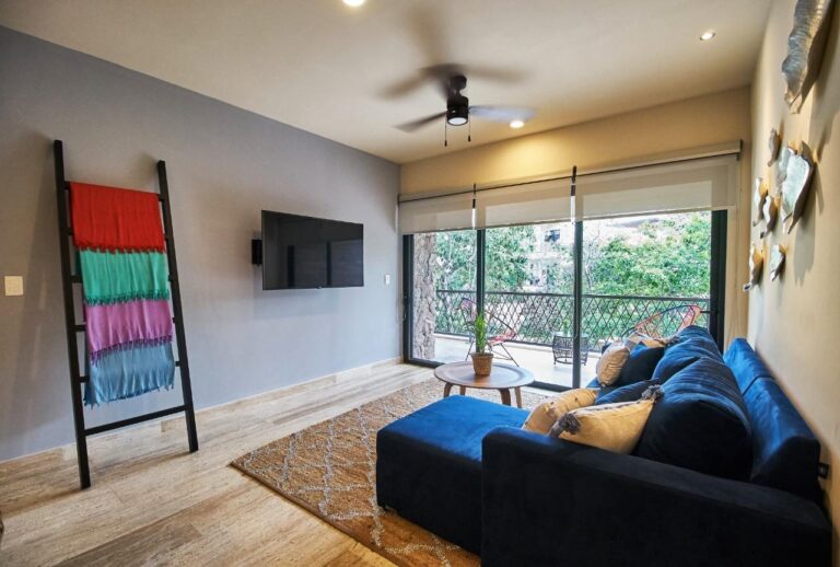 Paramar Ve 102, Tulum