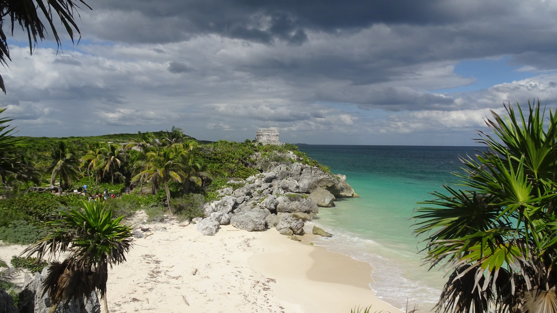 Lee más sobre el artículo Por qué invertir en Tulum en 2026: seis razones con números